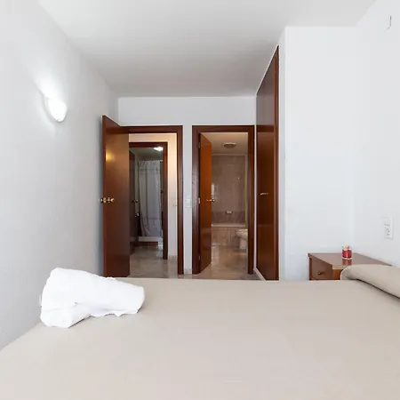 Rentalmar Ventura Village Apartment *