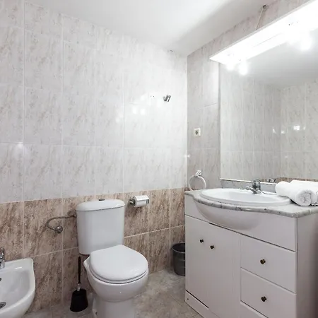 Rentalmar Ventura Village Apartment