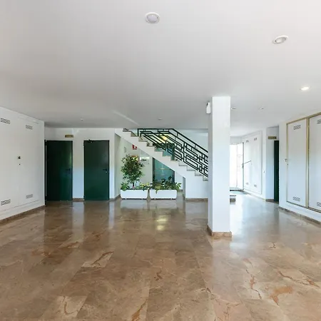 Rentalmar Ventura Village Apartment *
